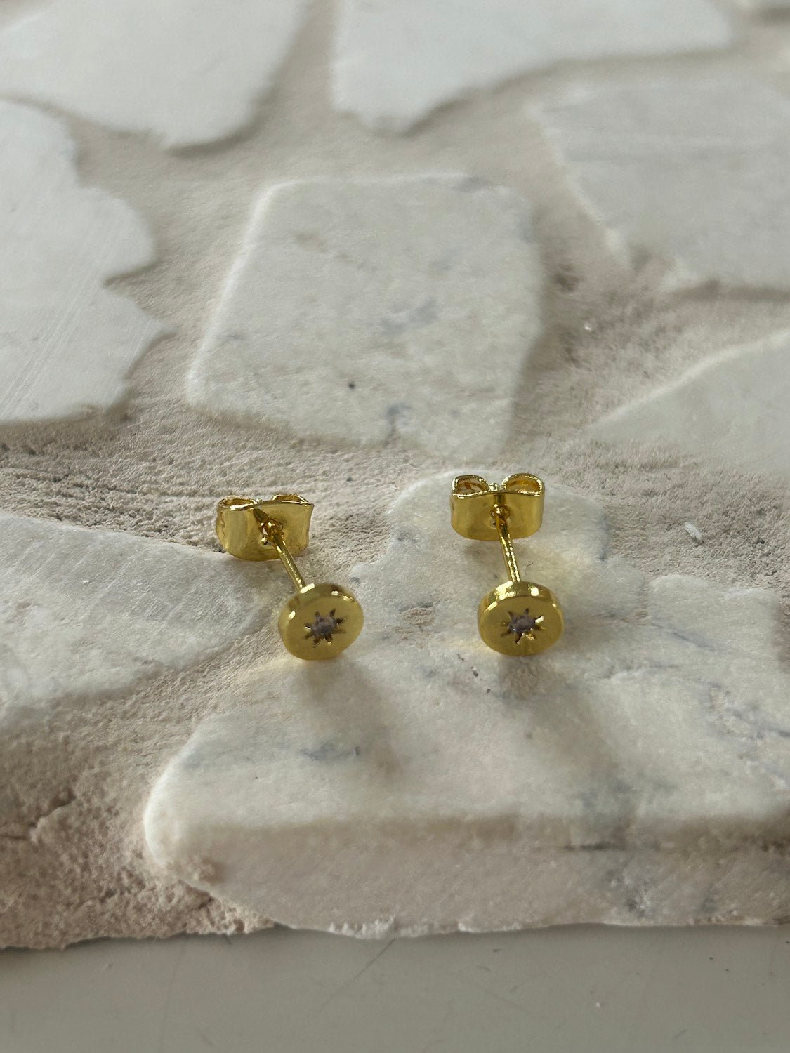 18k Gold Plated studs - Malia Jewellery - Small circle and star shape stud earring