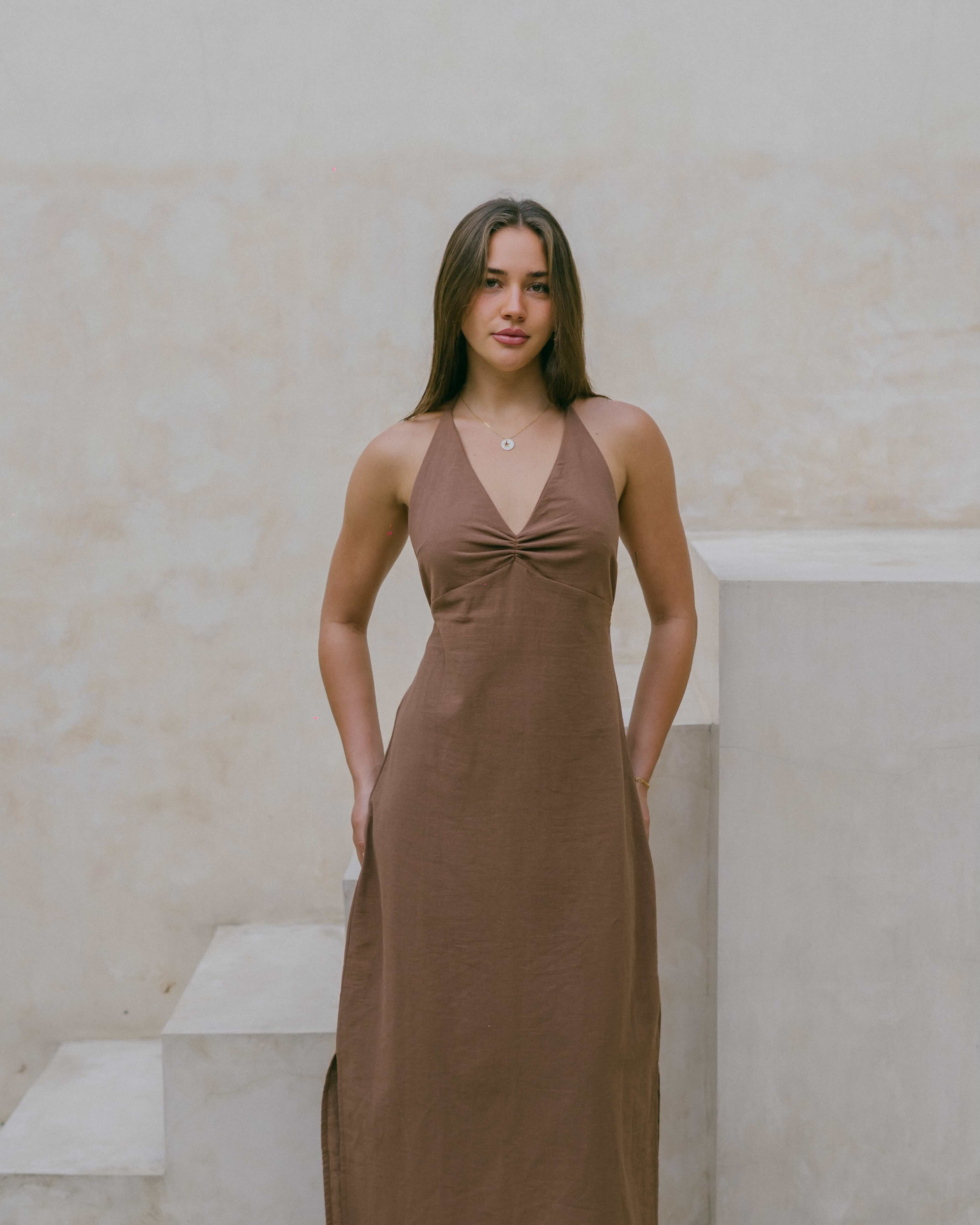 Crafted for comfort and elegance, the Palma Maxi is your go-to halter dress for beach holidays, long lunches, and summer escapes.