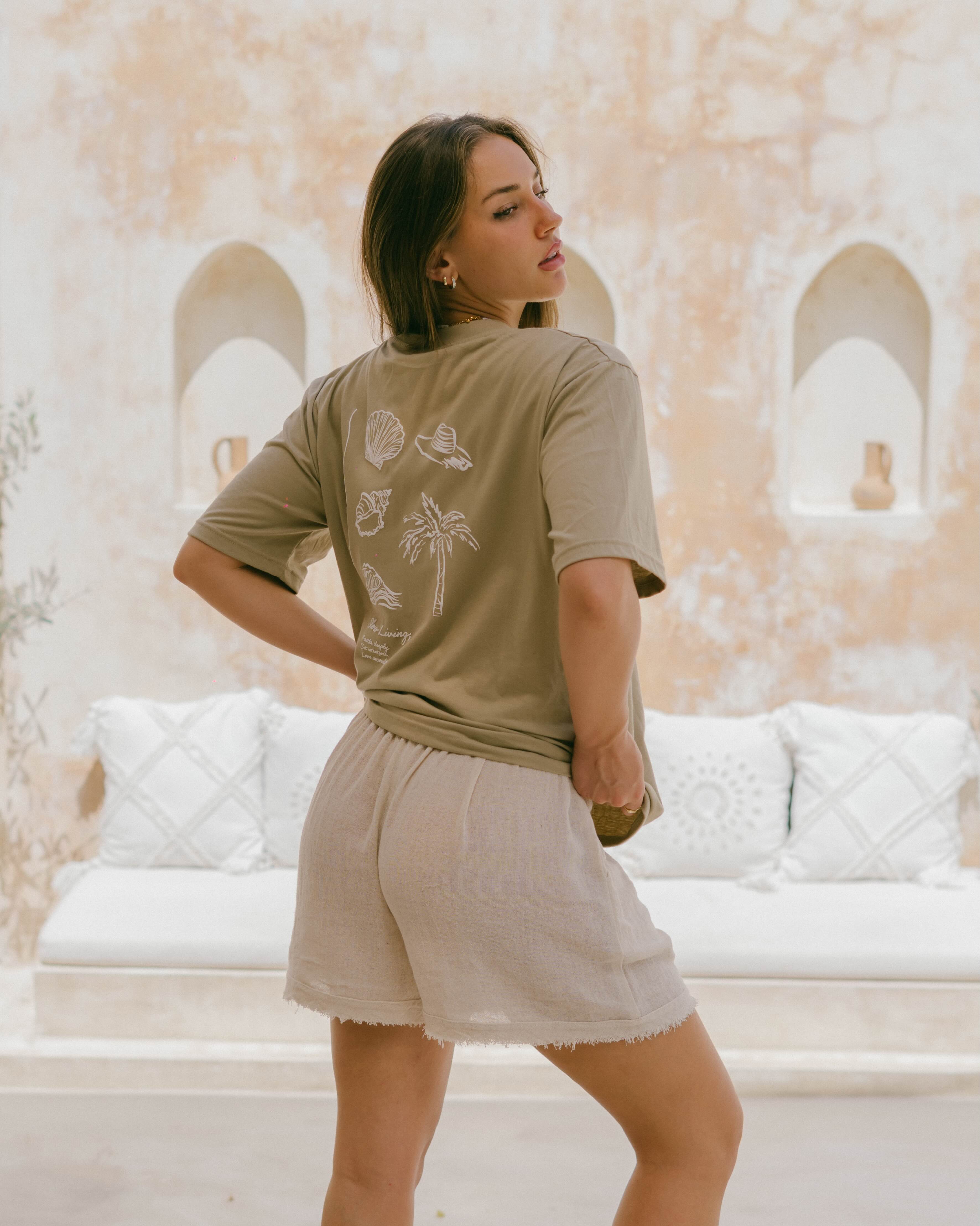 The Malia oversized organic cotton tee is your go-to staple for sustainable style, comfort, and mindful, beach-inspired living.